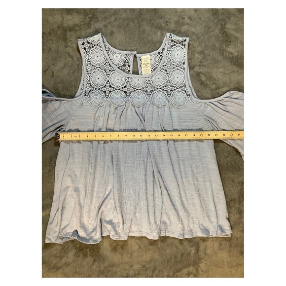 Time and Tru Women's Blue Cold Shoulder Blouse XXL - Picture 3 of 6